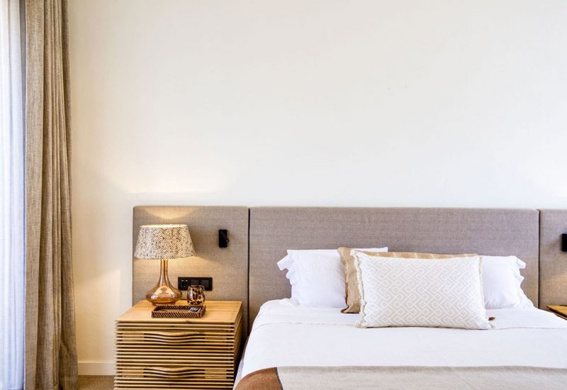 She Who is Becoming – Finca Avedin